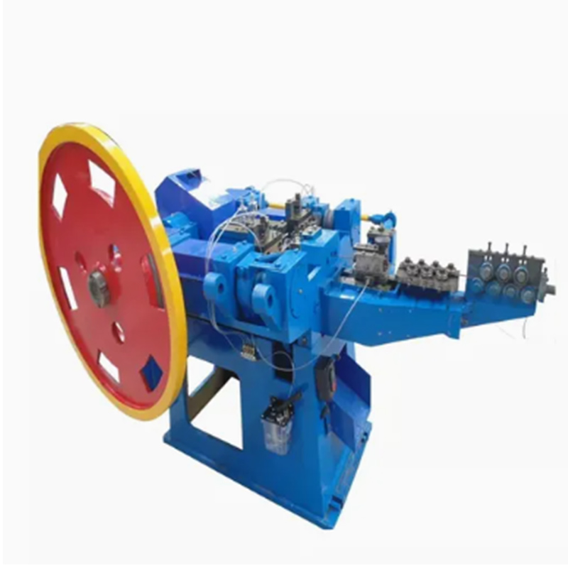 Nizka raven hrupa in visoka hitrost stroja za izdelavo žebljev